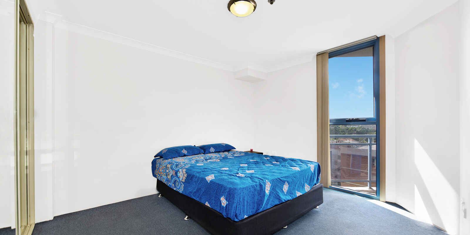 27/14 Hassall Street Parramatta