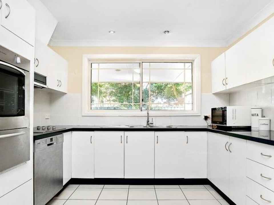 4/28 Pearce Street Baulkham Hills