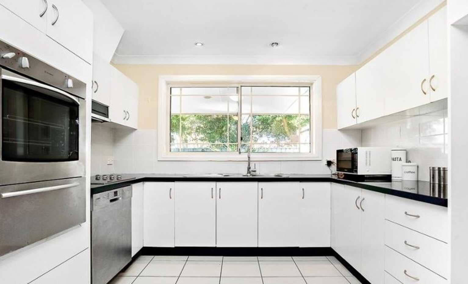 4/28 Pearce Street Baulkham Hills