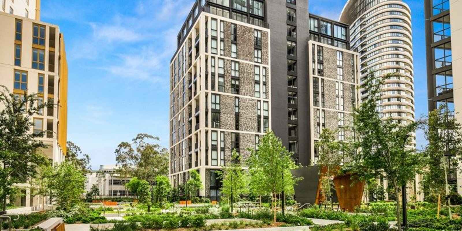 10806/2A Figtree Drive Sydney Olympic Park 10806/2A Figtree Drive Sydney Olympic Park