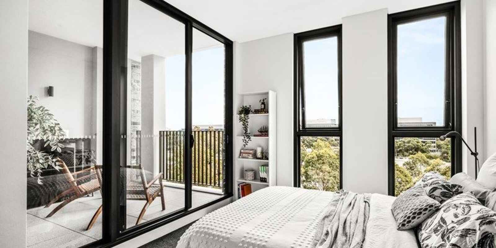 10806/2A Figtree Drive Sydney Olympic Park 10806/2A Figtree Drive Sydney Olympic Park