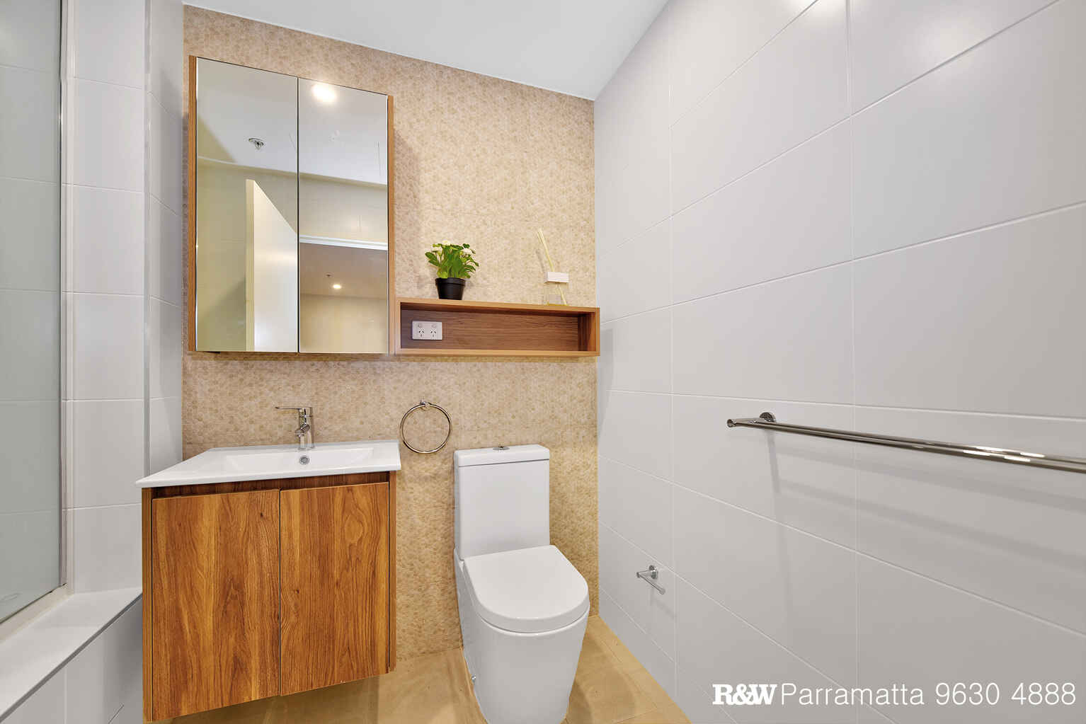 A107/29 East Street Granville