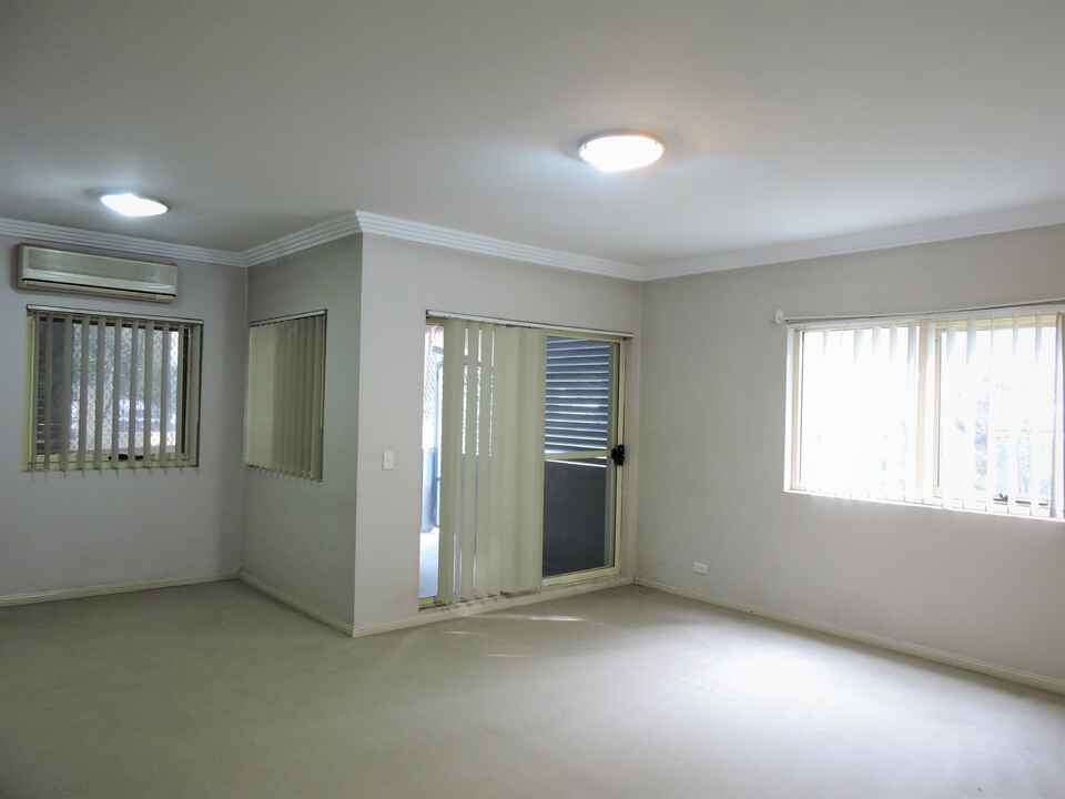 2/16 Pennant Hills Road North Parramatta