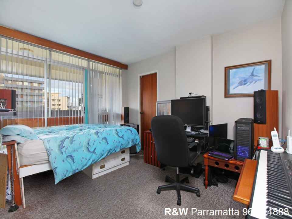 32/35 Campbell Street Parramatta