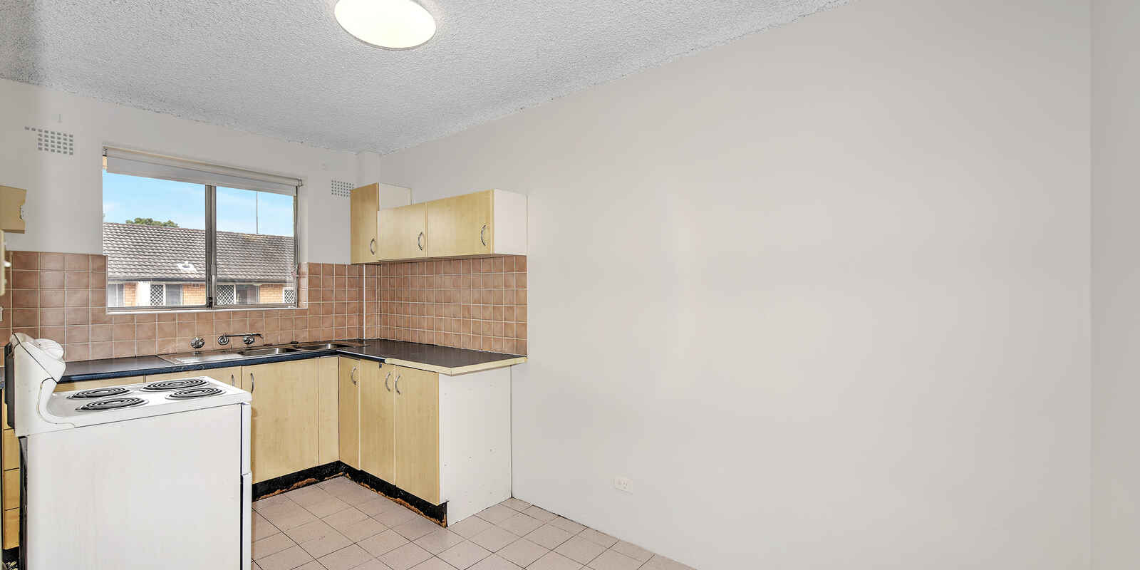 11/19-21 The Trongate Granville 11/19-21 The Trongate Granville