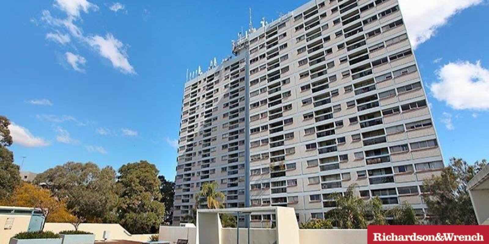 12H/15 Campbell Street Parramatta