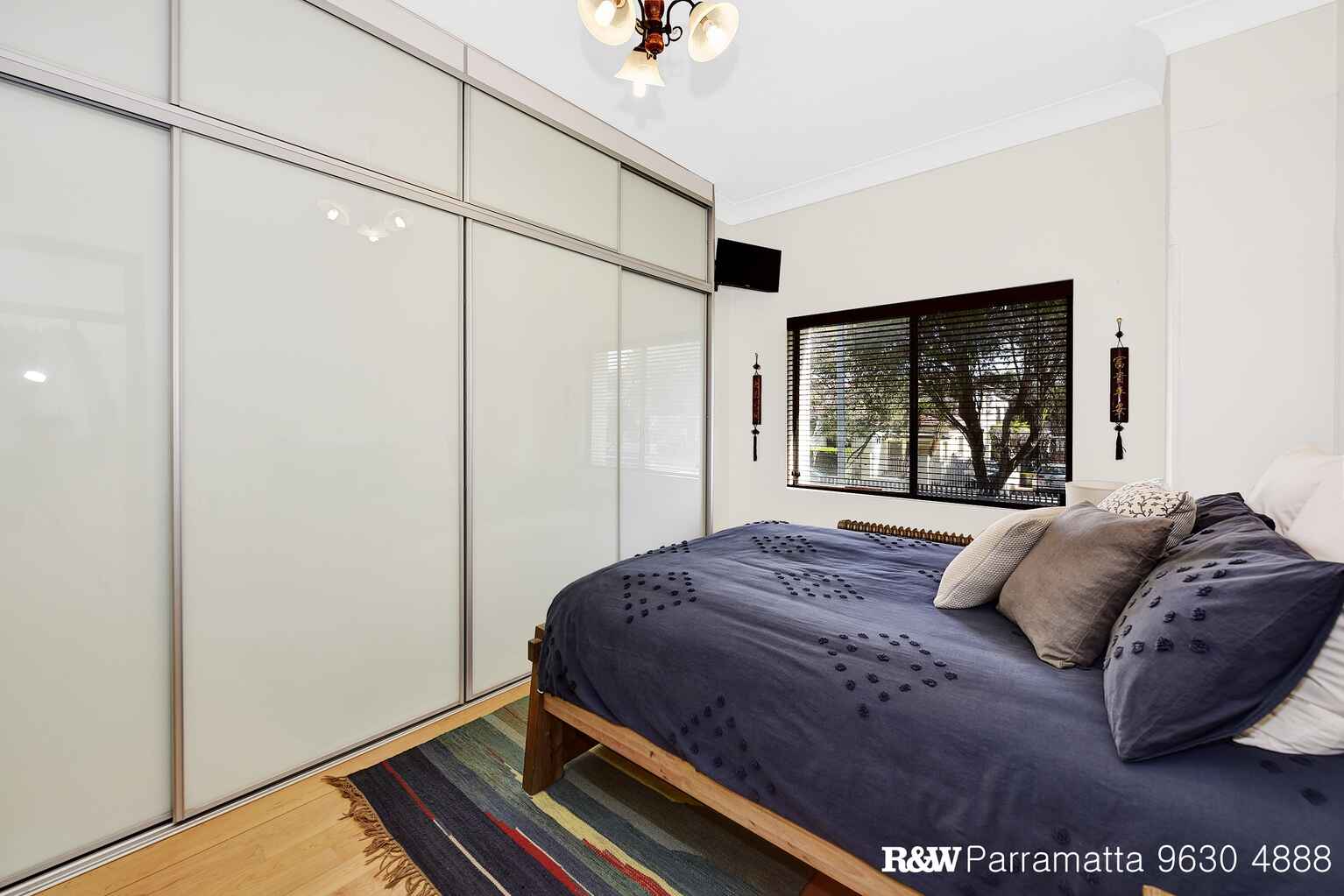 21 Hammond Avenue Croydon