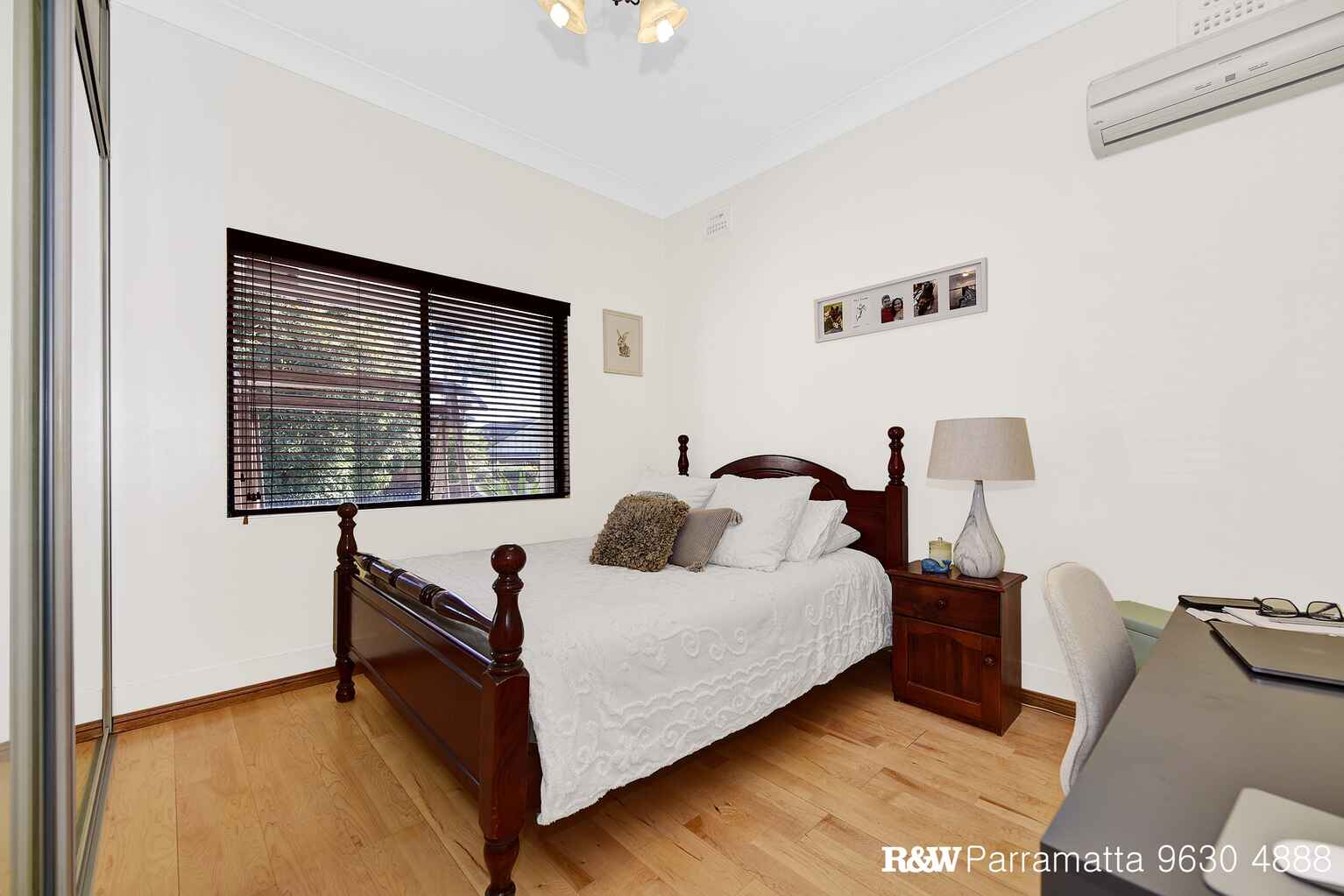 21 Hammond Avenue Croydon