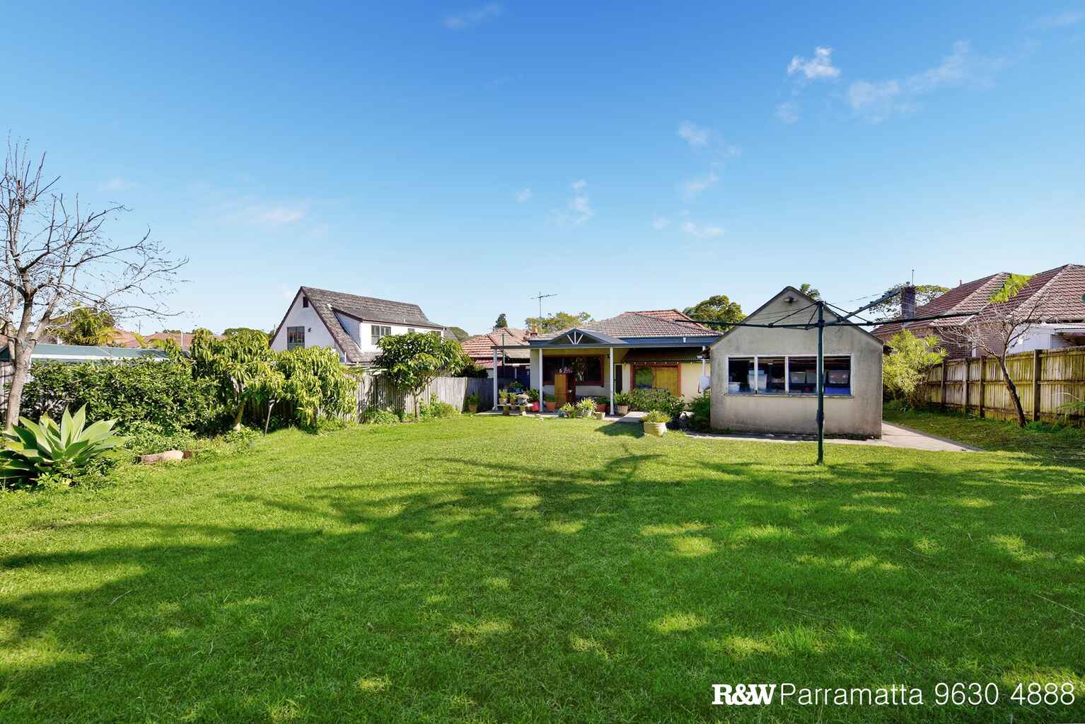 21 Hammond Avenue Croydon