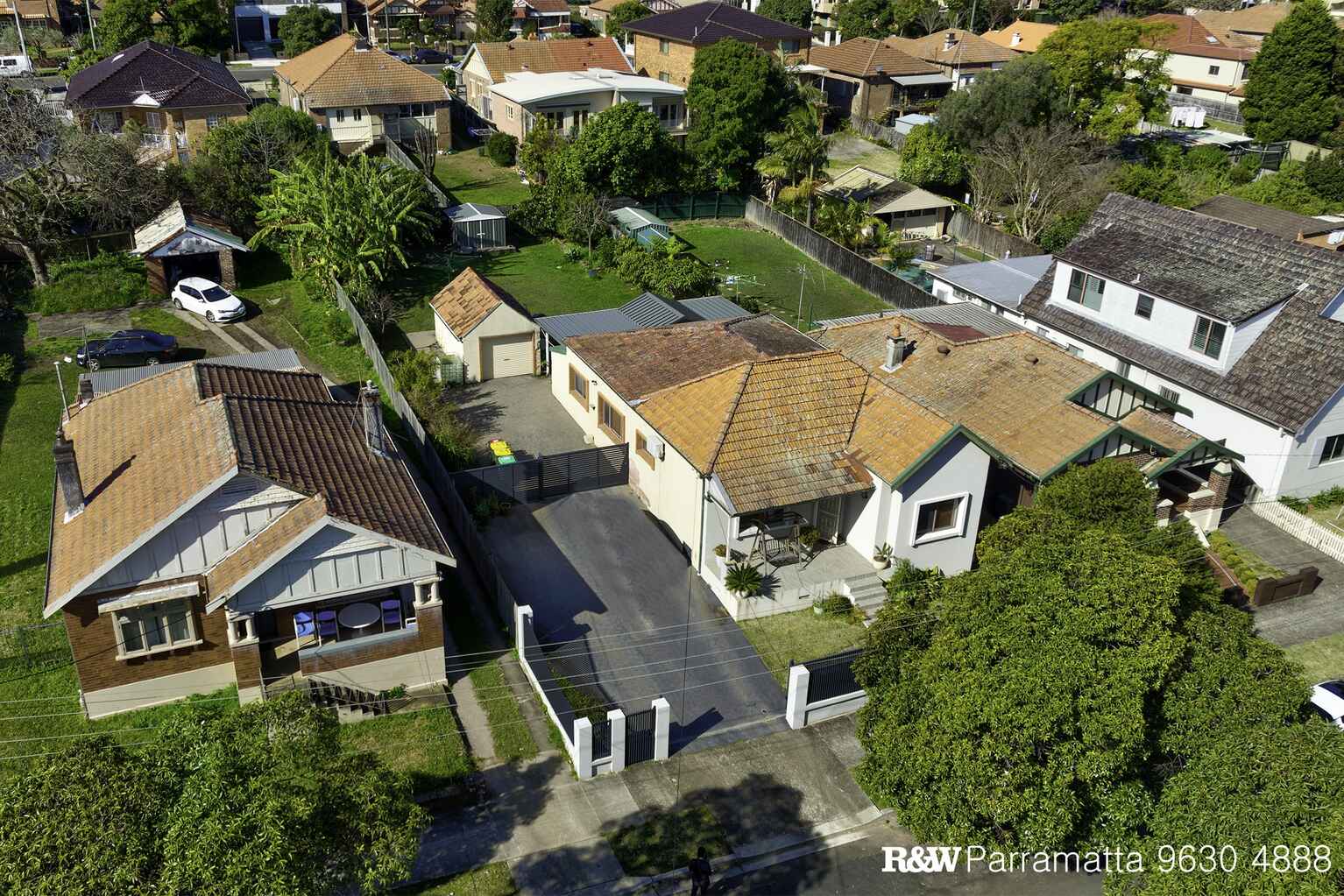 21 Hammond Avenue Croydon