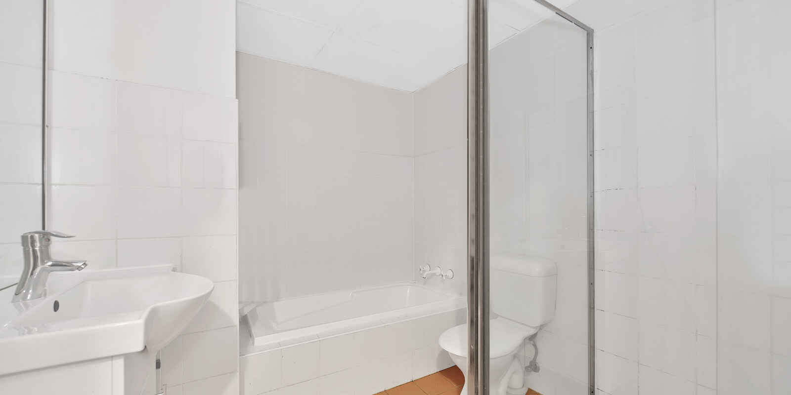 8/109 Military Road Guildford