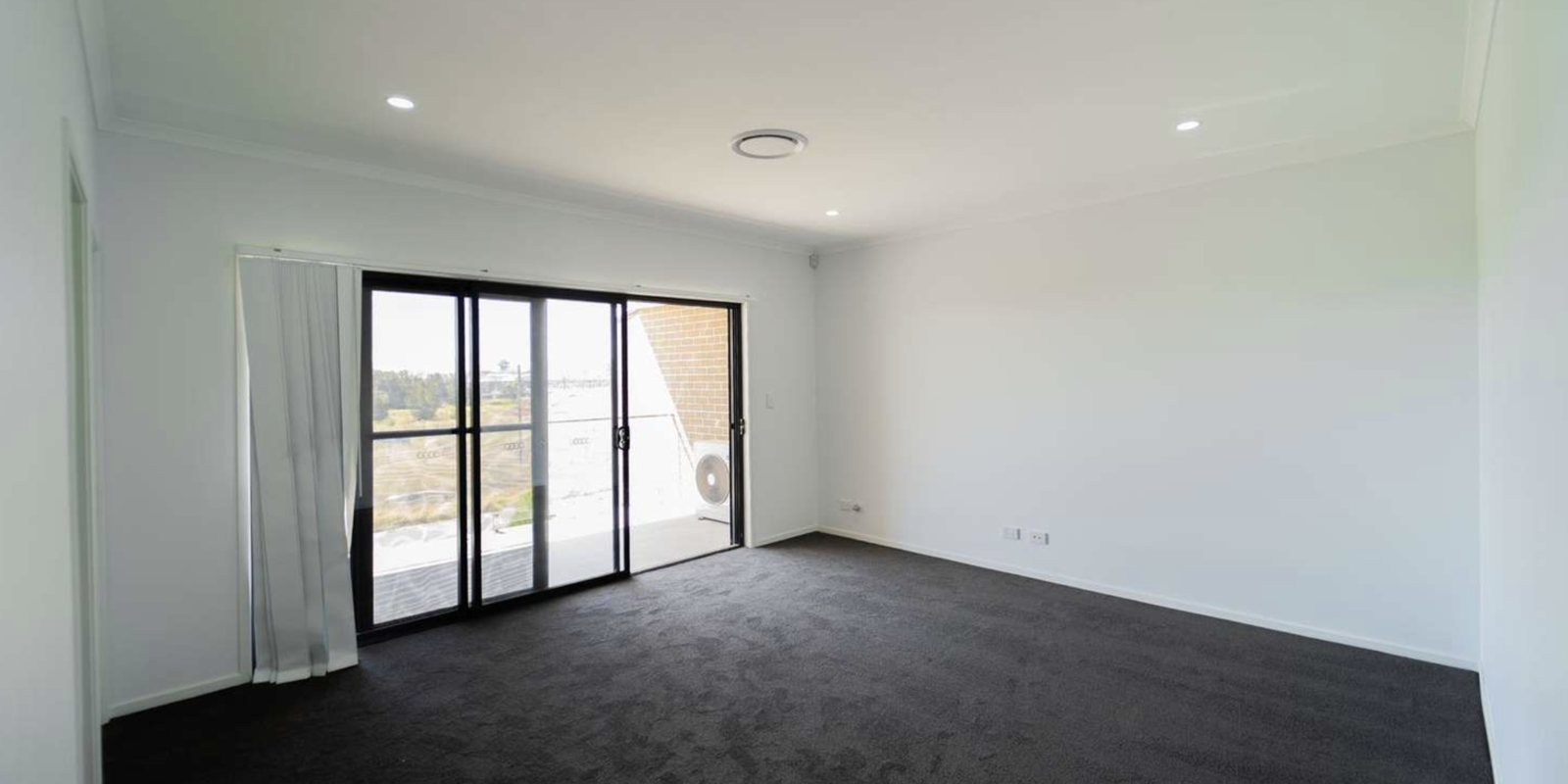 4/14 Dhaka Circuit Schofields