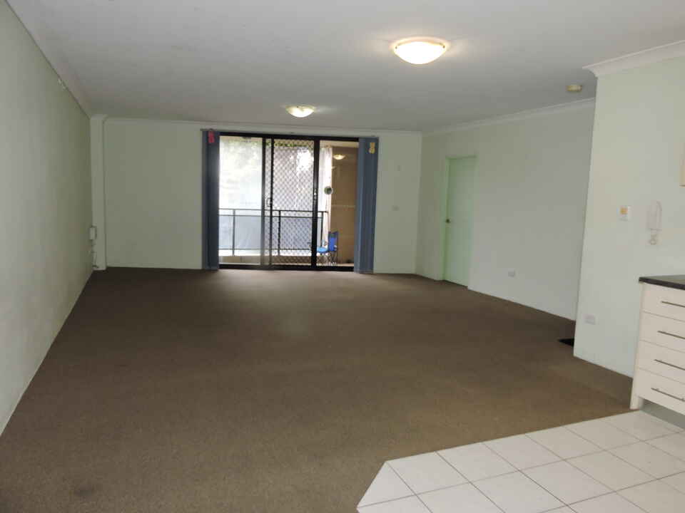 10/9-13 Griffiths Street Blacktown