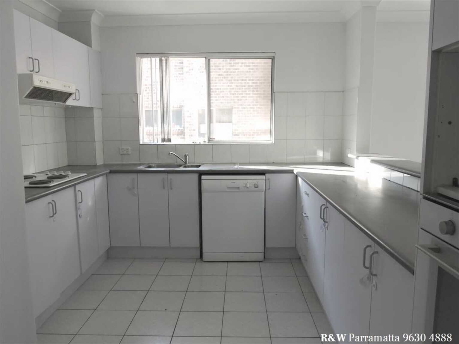 2/29 Macarthur Street Parramatta