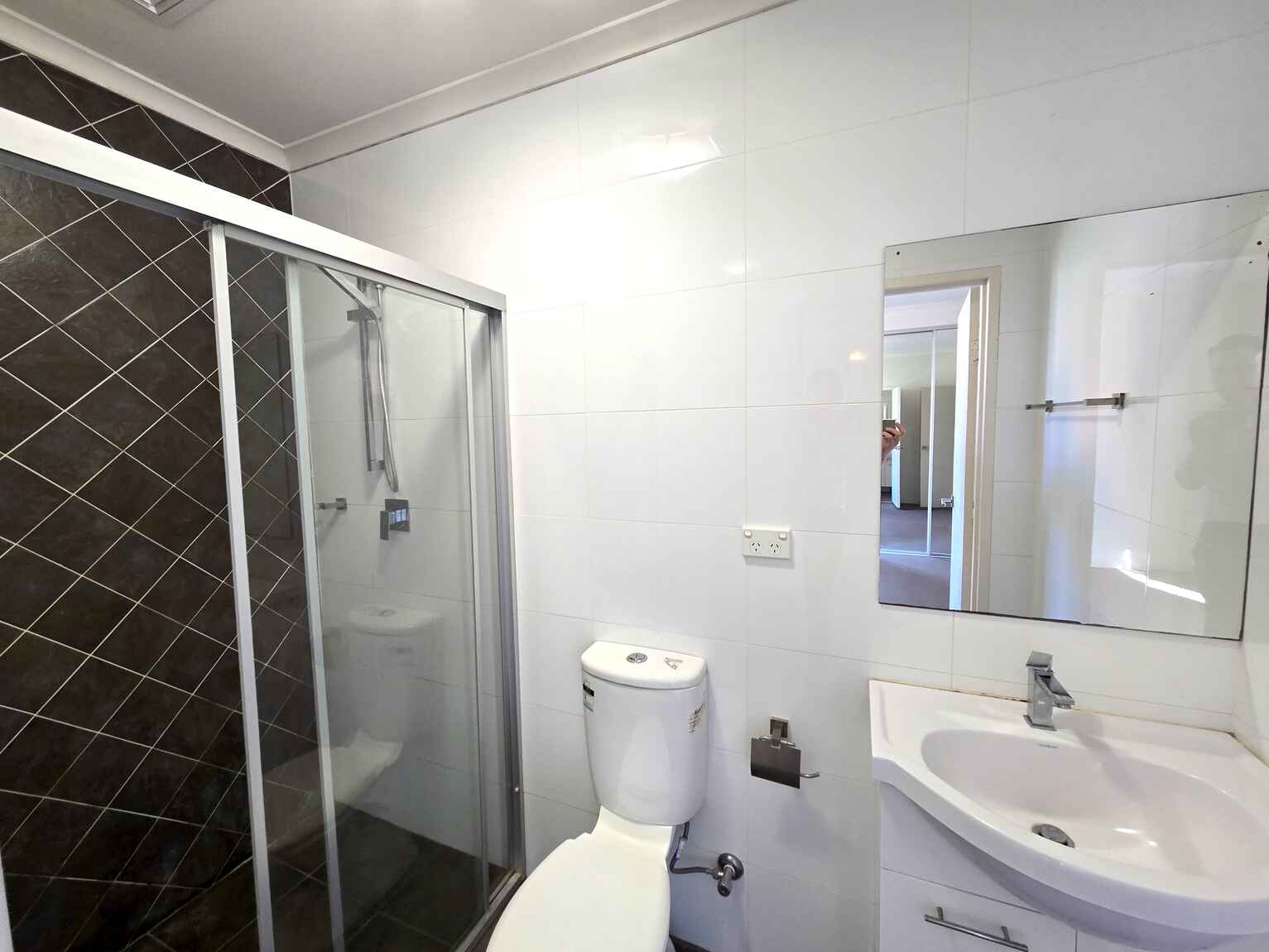 28/5-11 Howard Avenue Northmead