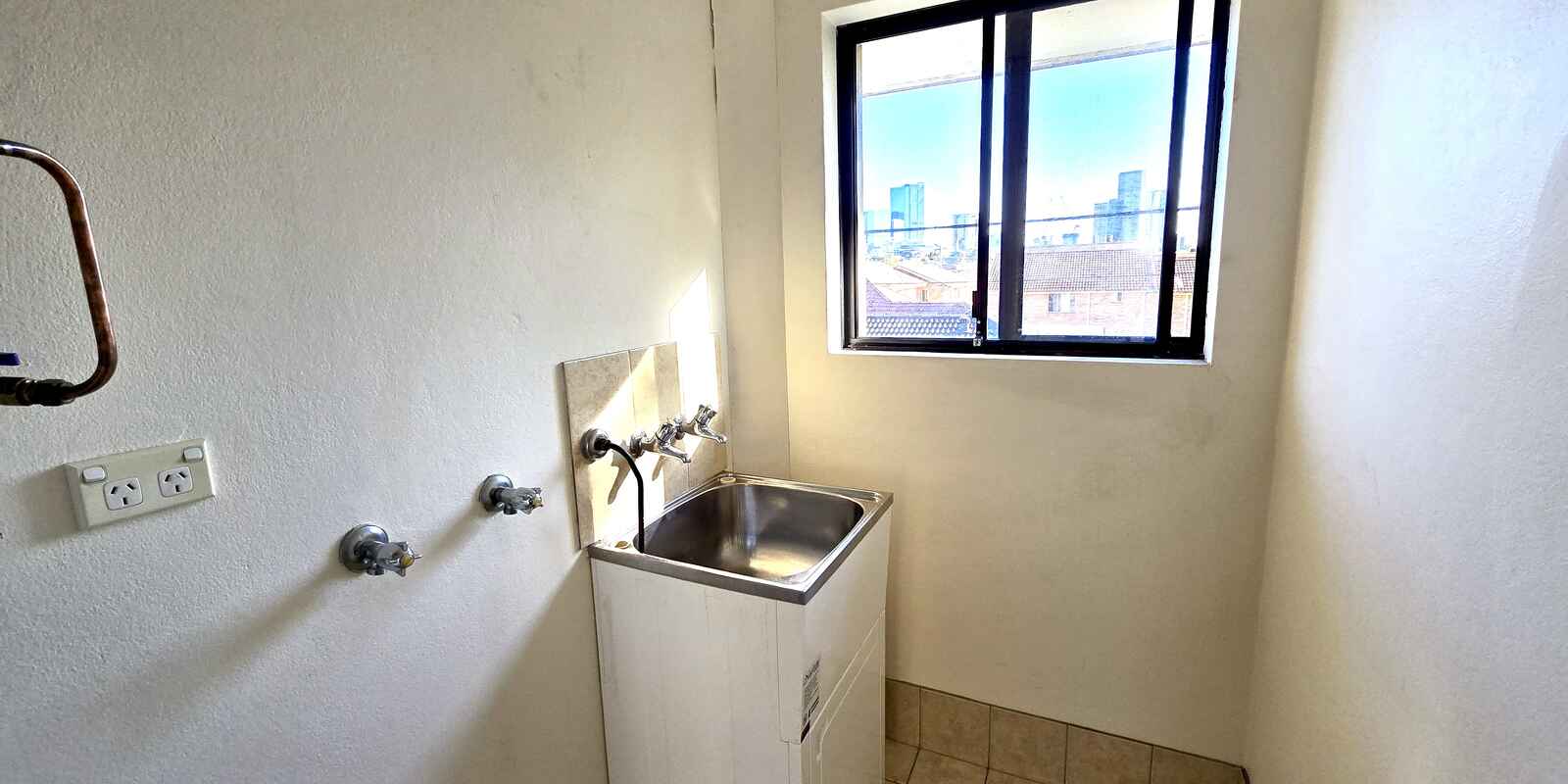 4/158 Pennant Street North Parramatta