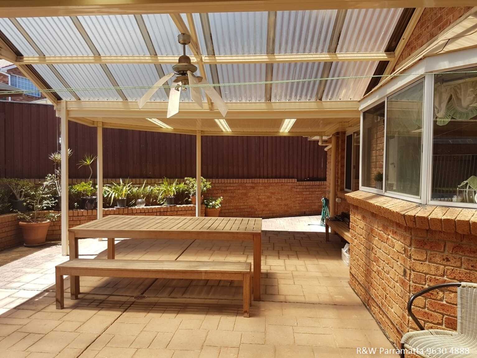 15 Strathalbyn Drive Oatlands