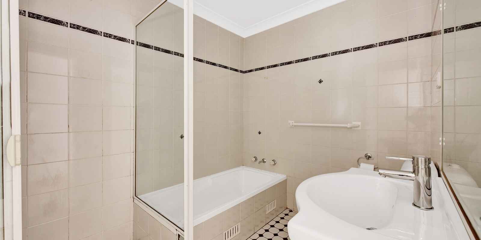 14/66-68 Pitt Street Parramatta