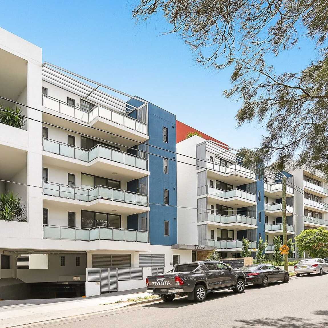 17/51-53 Loftus Crescent Homebush