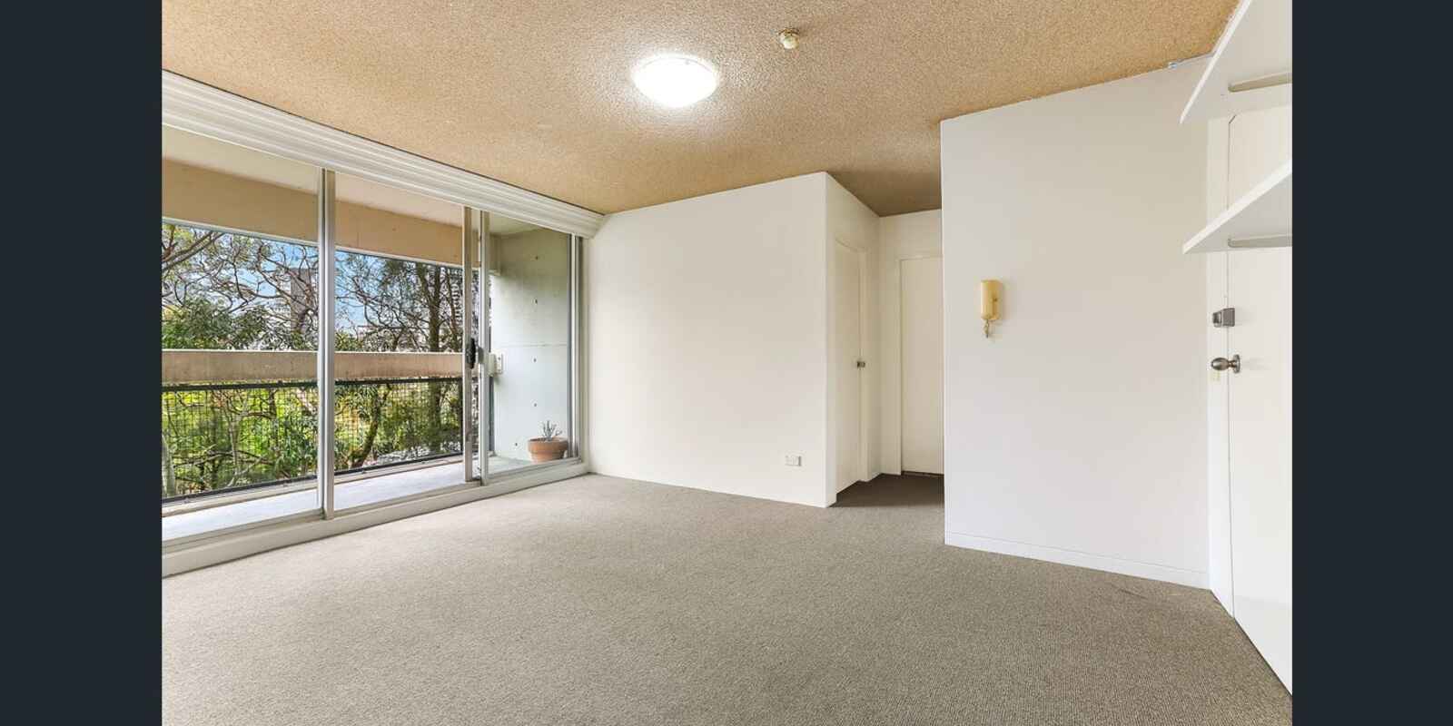 3L/15 Campbell Street Parramatta