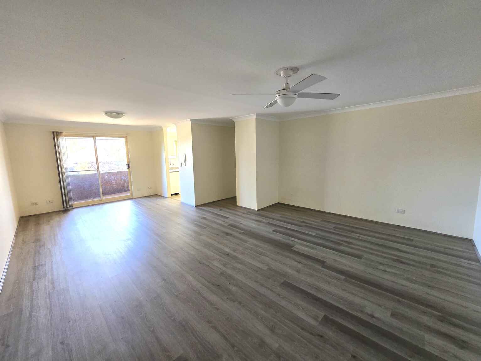 10/8-10 Queens Road Westmead