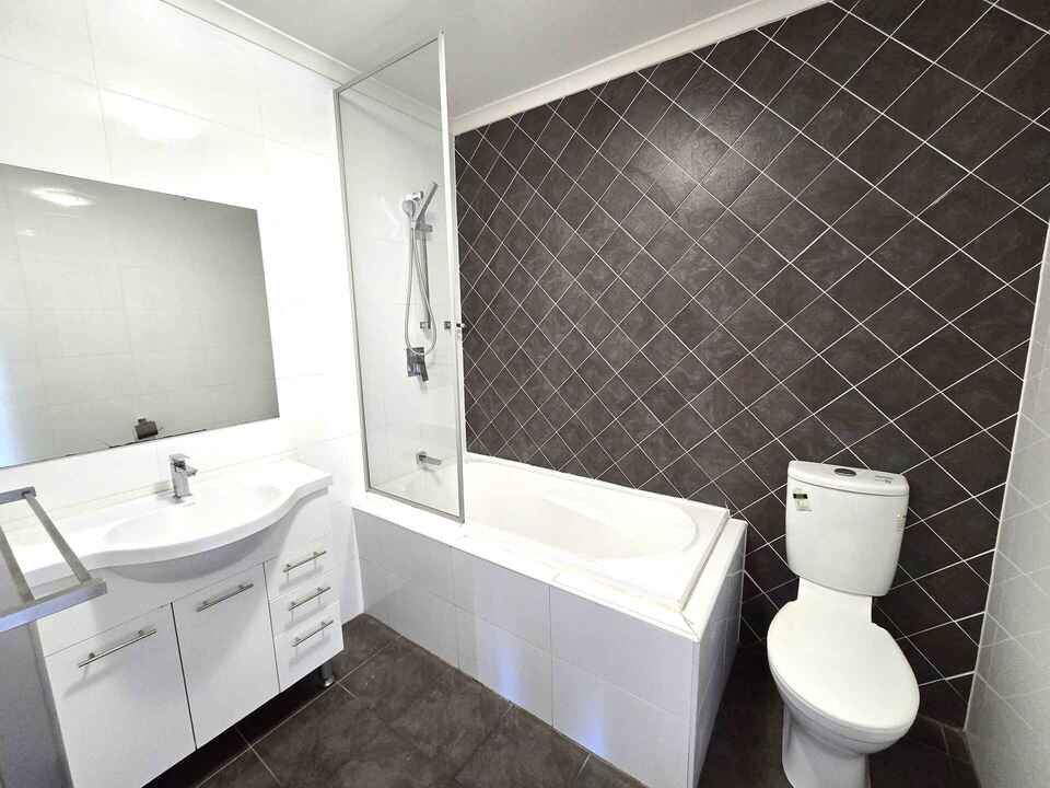 31/5-11 Howard Avenue Northmead