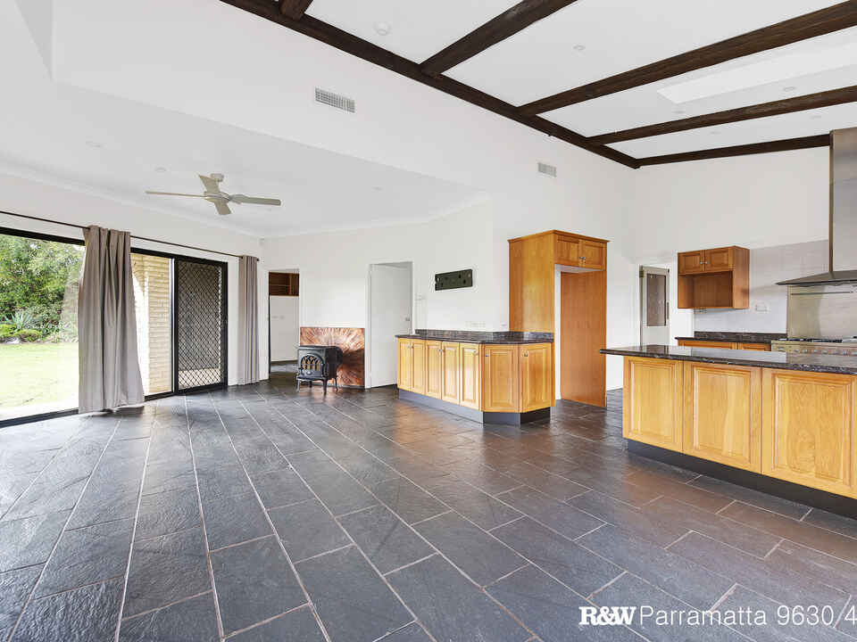 19-21 Huon Place Bella Vista