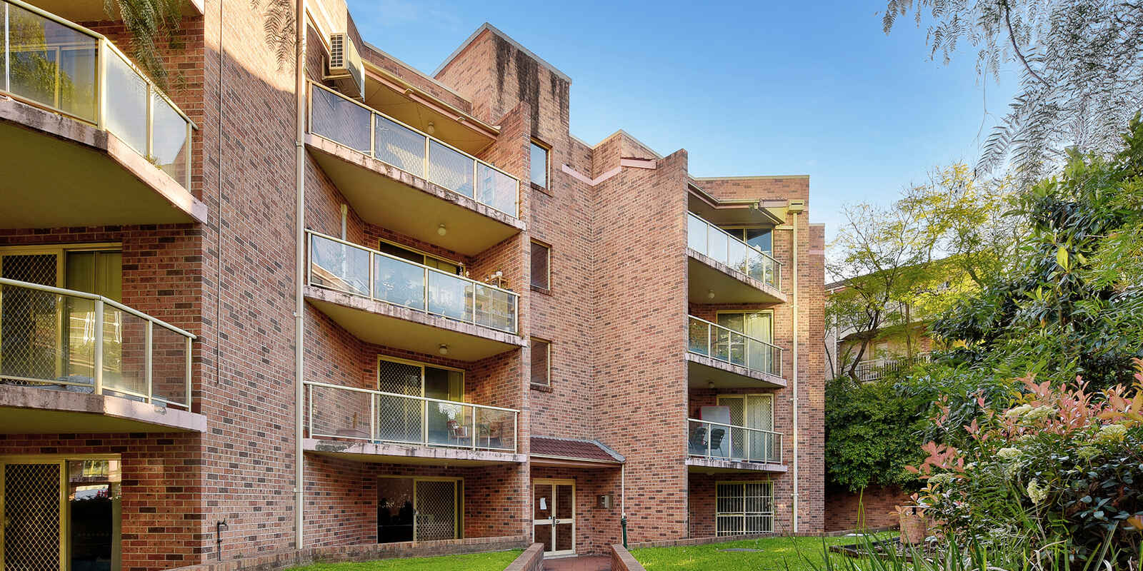 37/13-21 Great Western Highway Parramatta