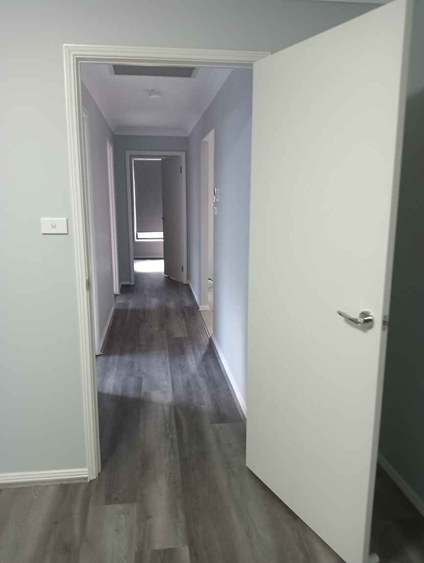 7 Holly Crescent Jordan Springs