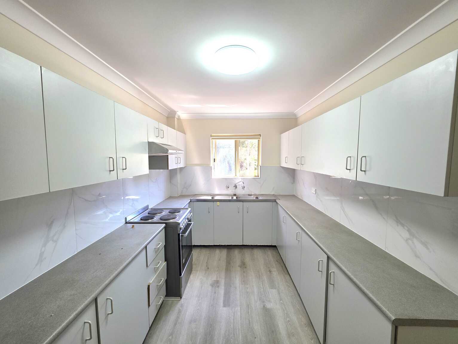 1/8-10 Queens Road Westmead