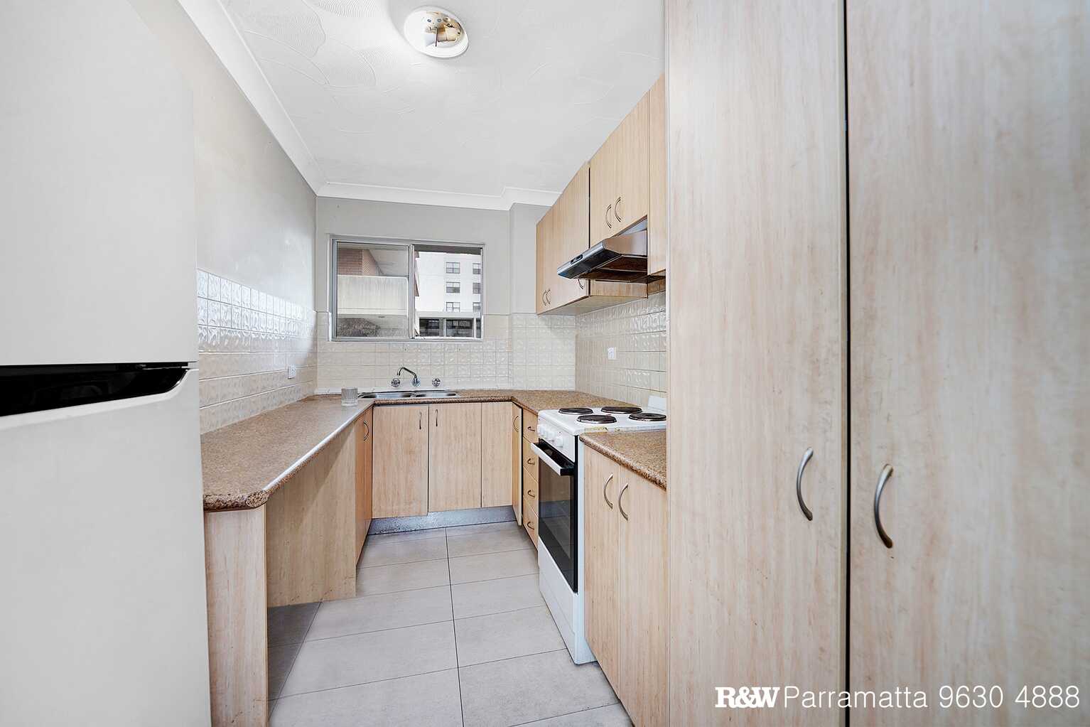 31/128 Macquarie street Parramatta