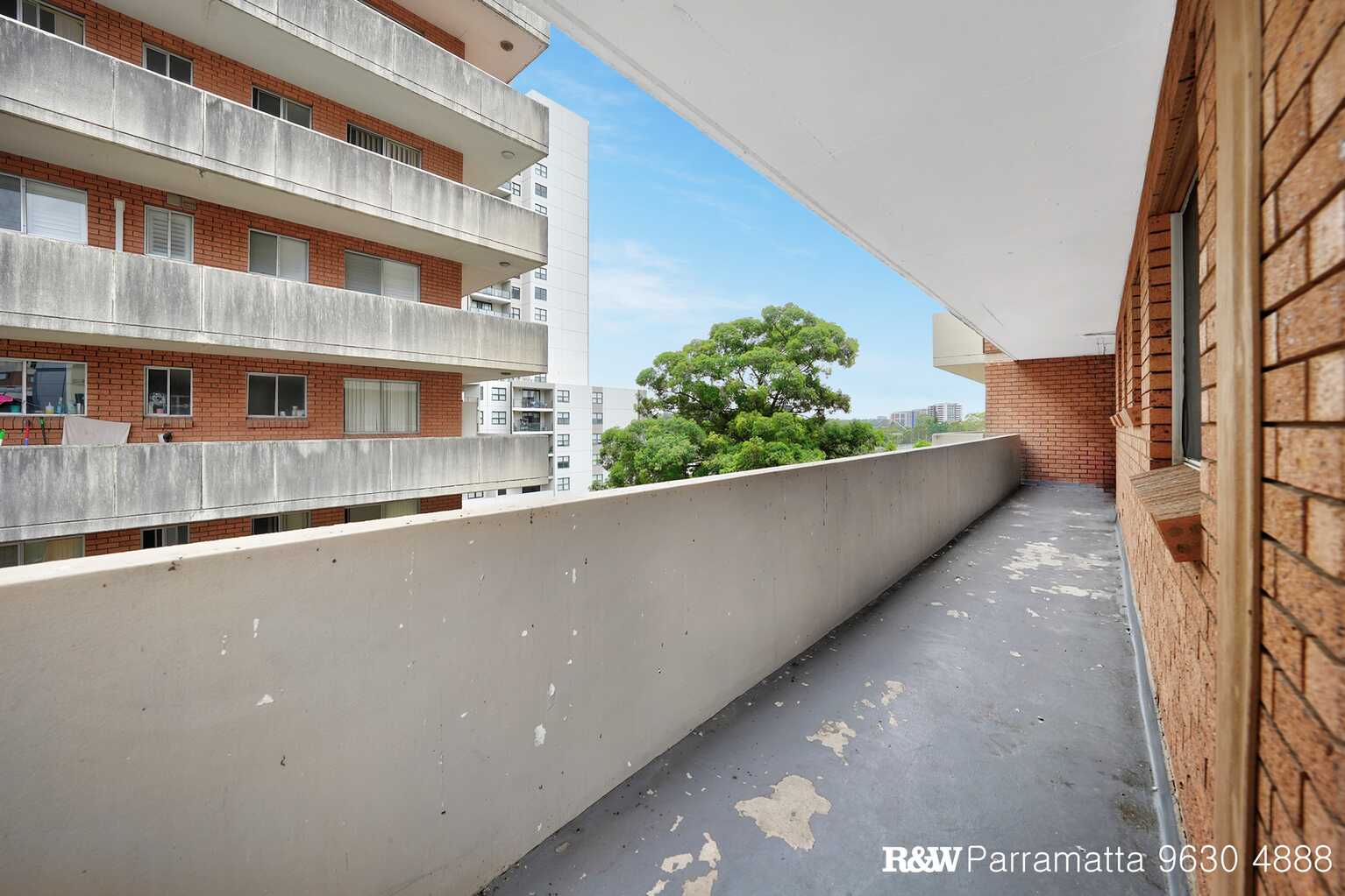 31/128 Macquarie street Parramatta