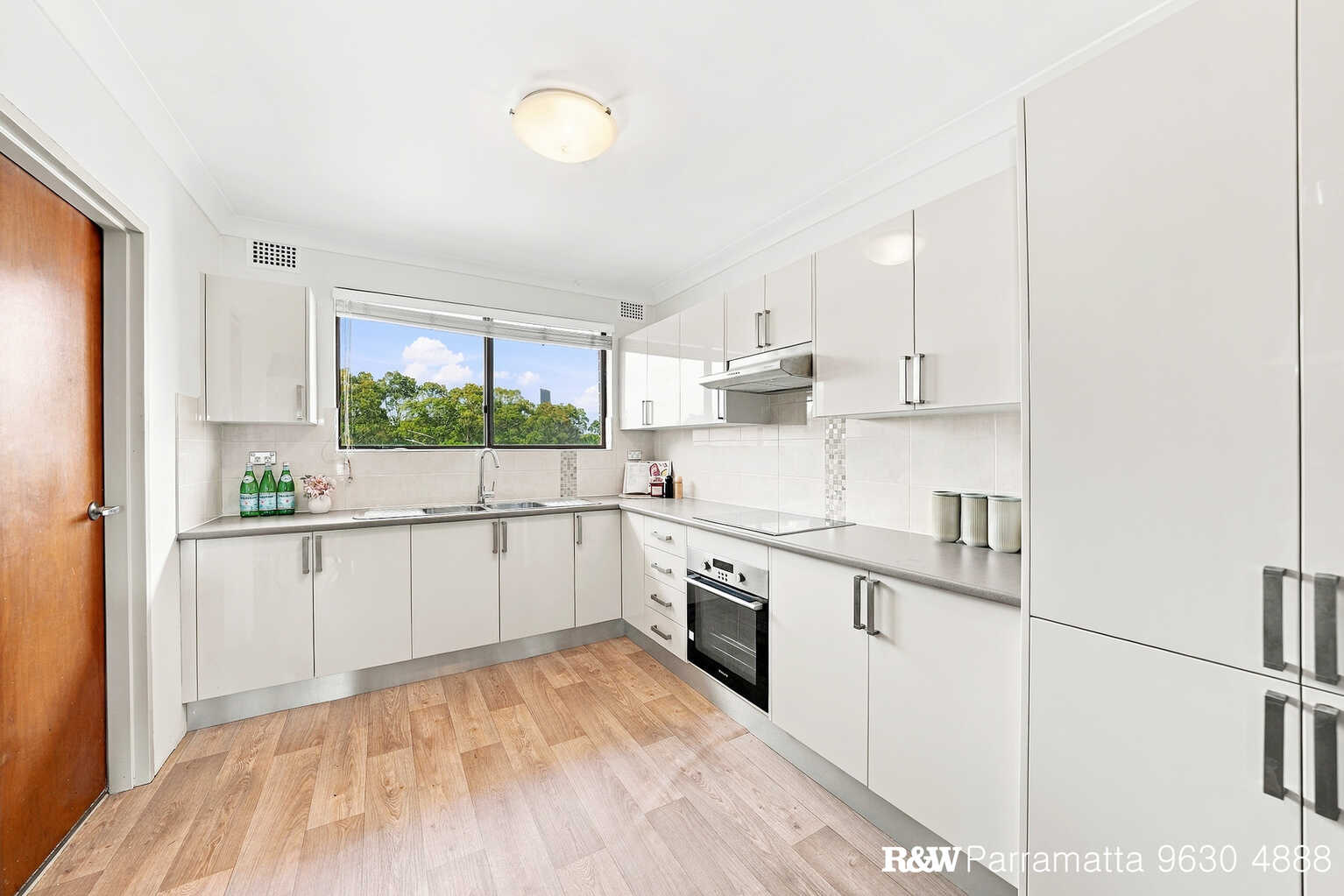 14/3 William Street North Parramatta