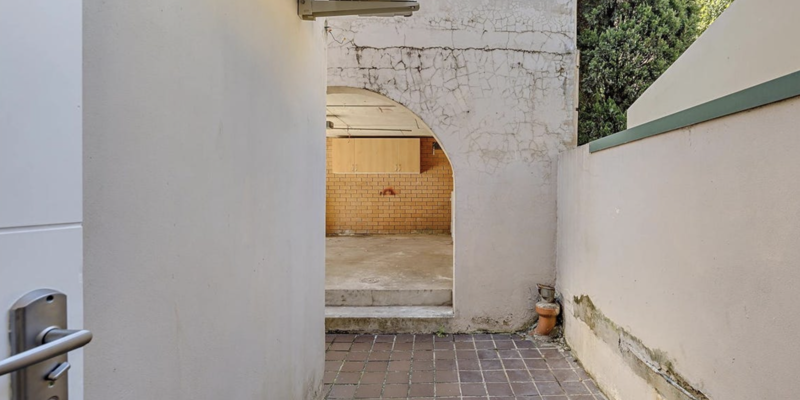 32 Colbourne Avenue Glebe