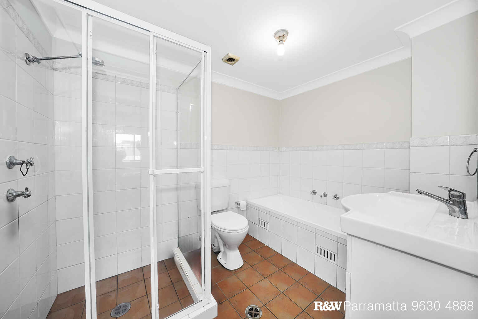 3/96-98 Castlereagh Street Liverpool