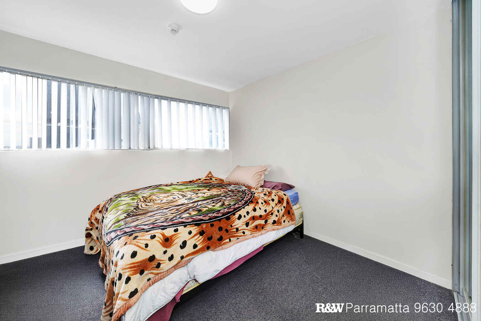 17L/15 Campbell Street Parramatta