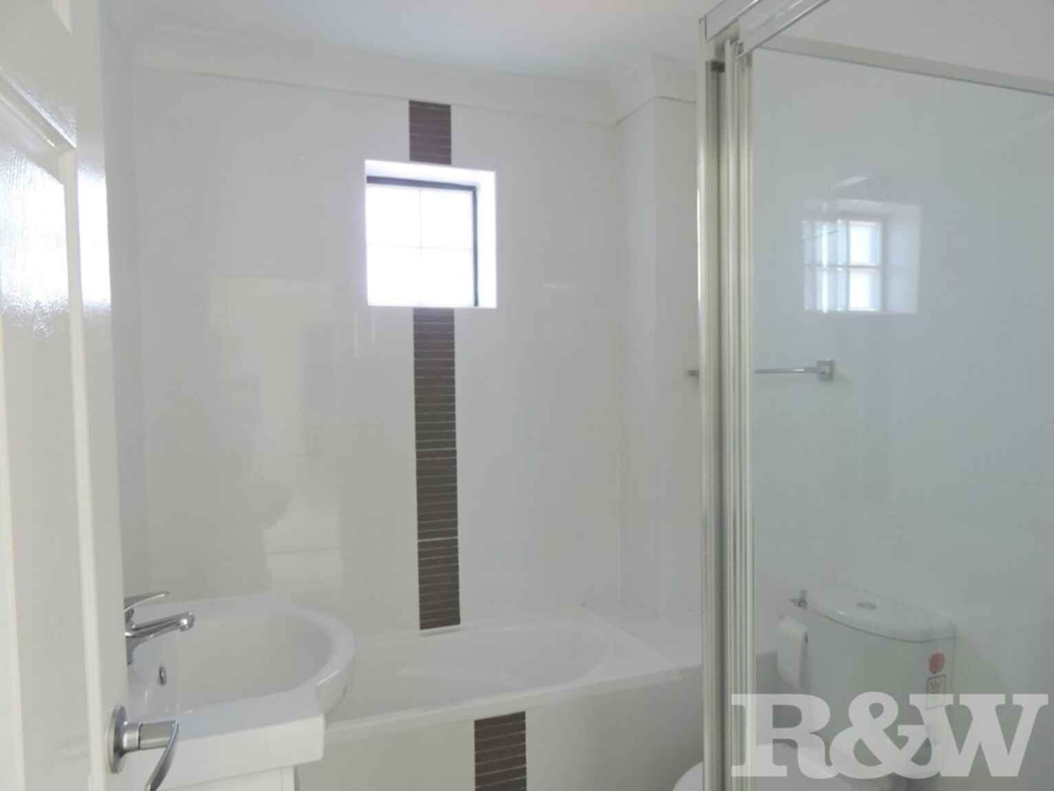 3/45 Station Street Fairfield