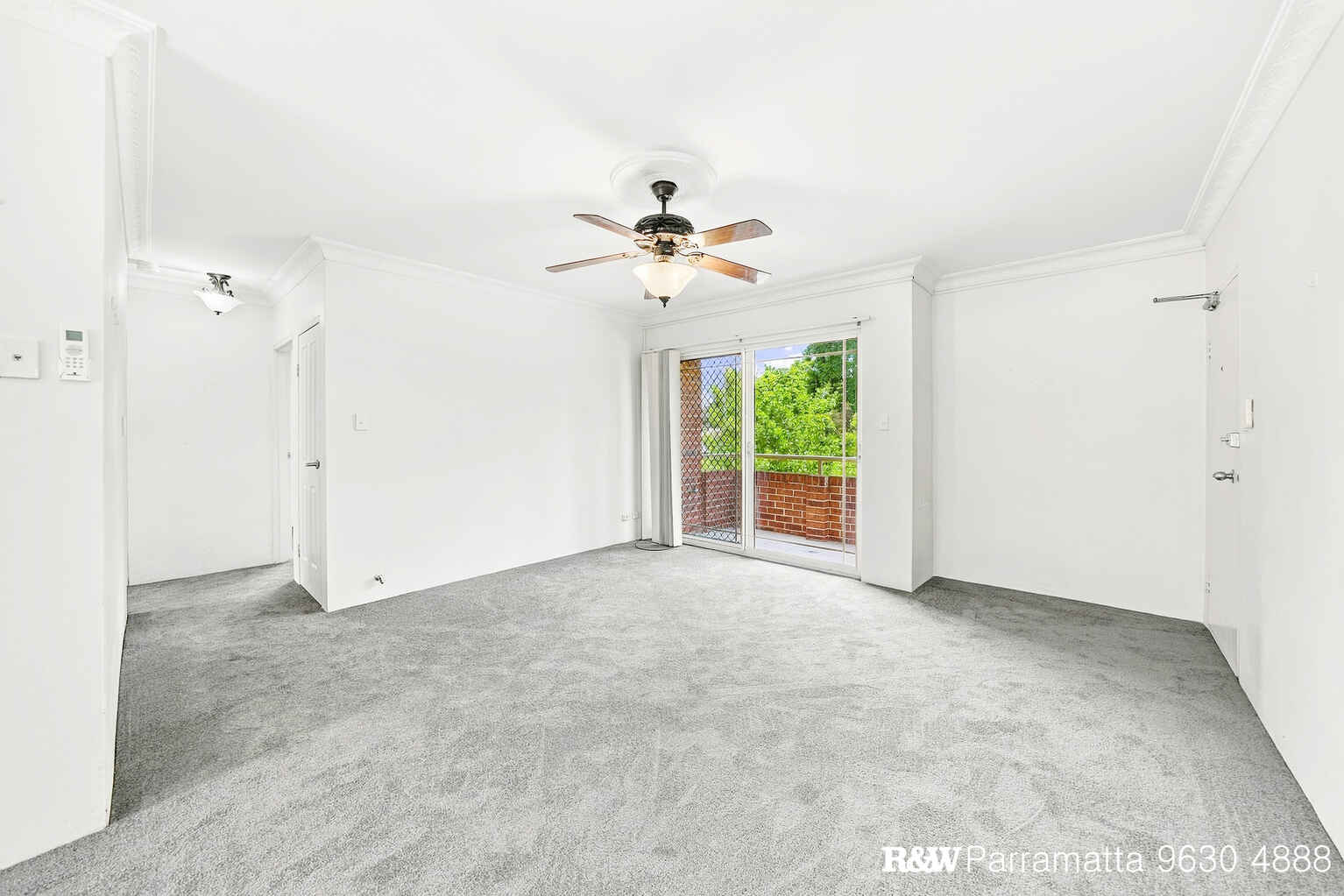 2/32 Galloway Street North Parramatta