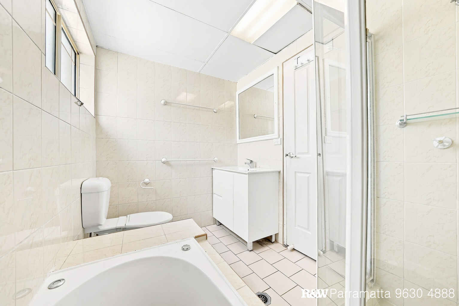 2/32 Galloway Street North Parramatta